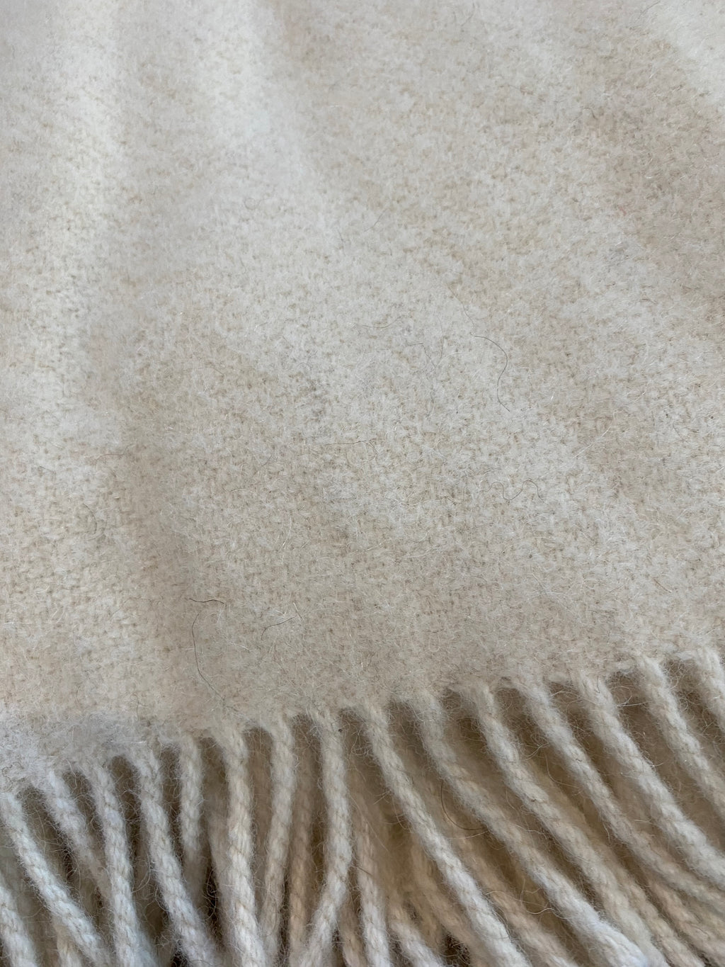 Alpaca Yarn Cream Large Fringe Blanket