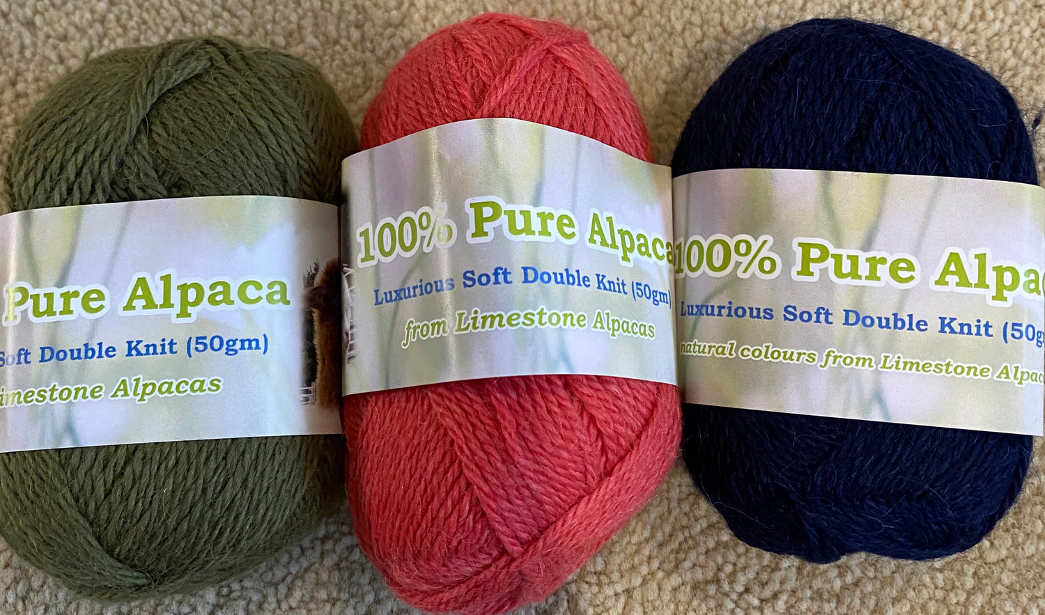 Coloured alpaca yarn